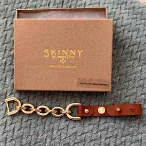 Adjustable Congac and Gold tone Equestrian Bracelet